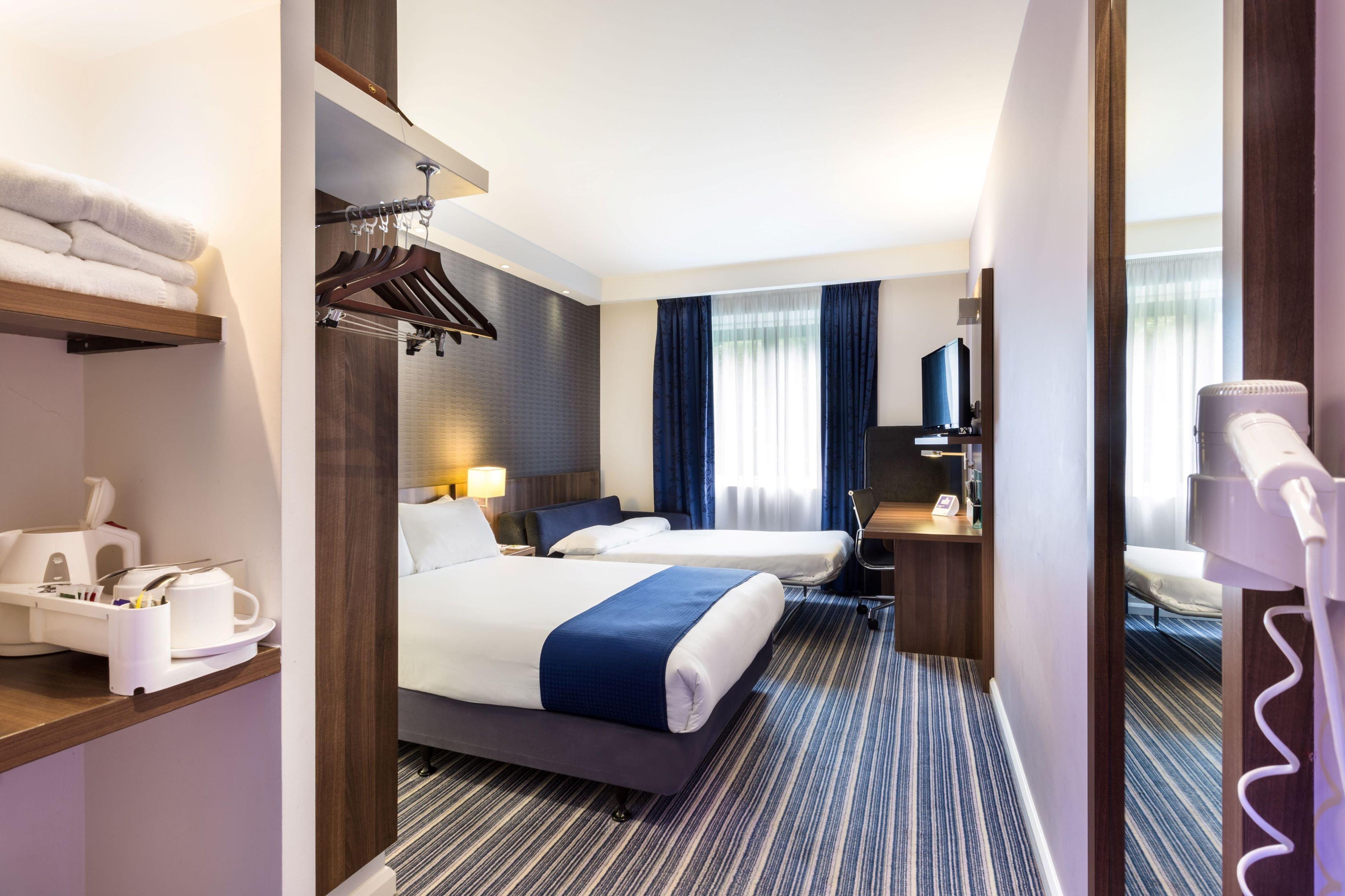 Holiday Inn Express Colchester, An Ihg Hotel Bagian luar foto